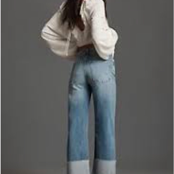 Pilcro Scotty Cuffed Blue Cropped Jeans - Picture 9 of 9